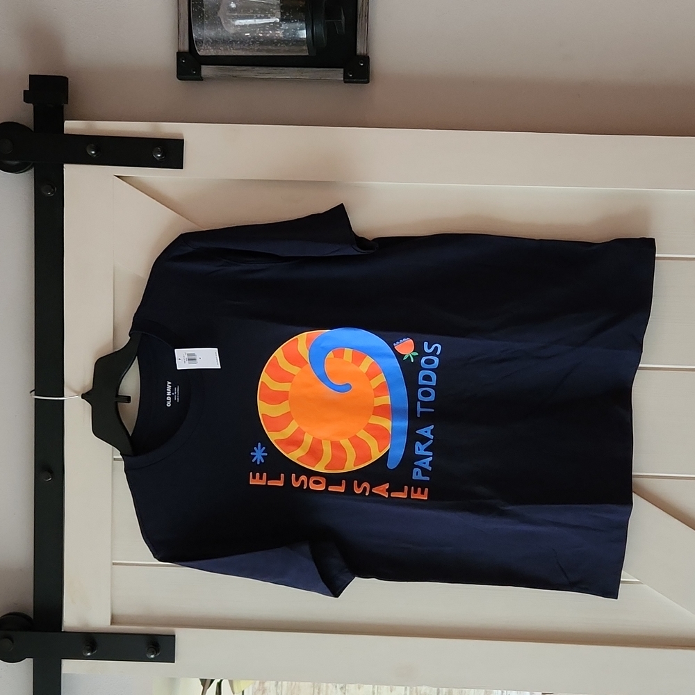 Old Navy Graphic Tee